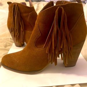 Steve Madden booties size 8